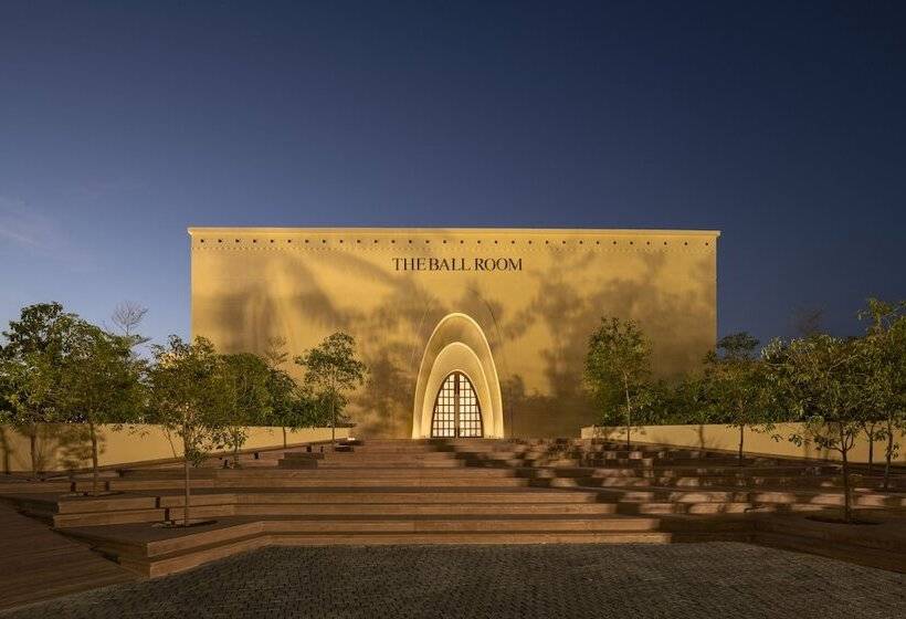 ホテル Time Square Resort & Spa, Bhuj