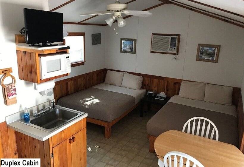 ホテル Top Of The Hill Rv Resort & Cabins