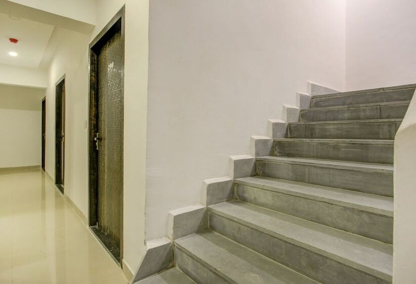 فندق Treebo Kings Inn Vashi