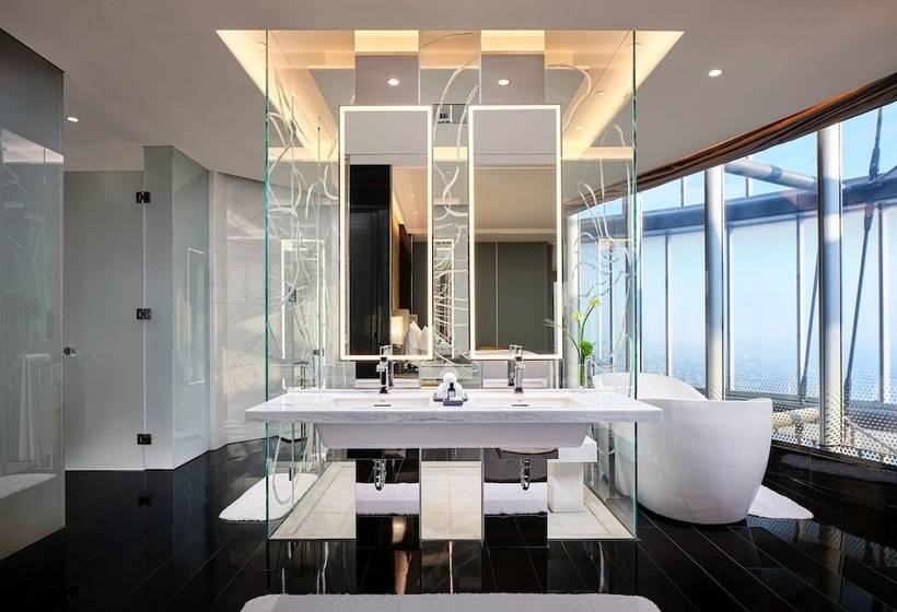 J Hotel, Shanghai Tower   Above All Else, Overlooking The Bund