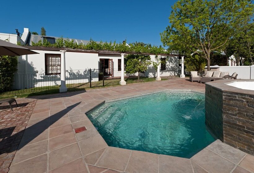 La Galinière Guest Cottages