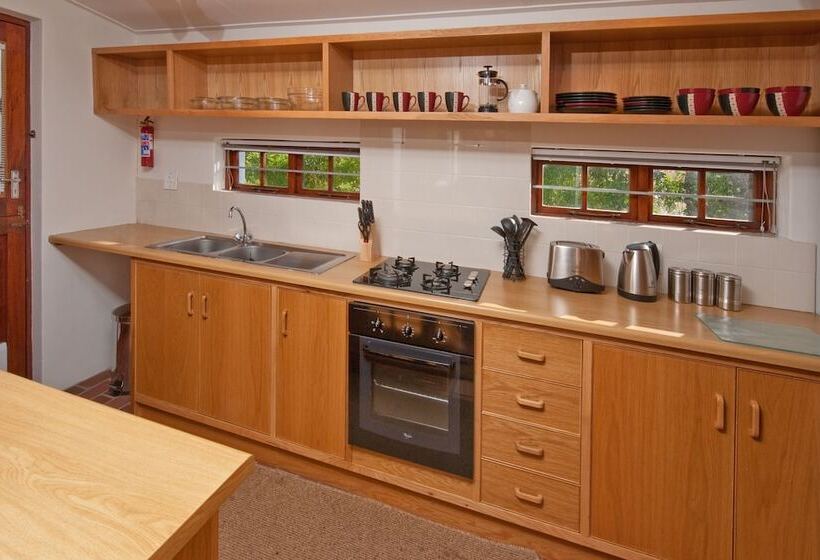 La Galinière Guest Cottages