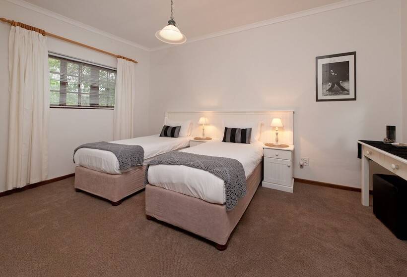 La Galinière Guest Cottages