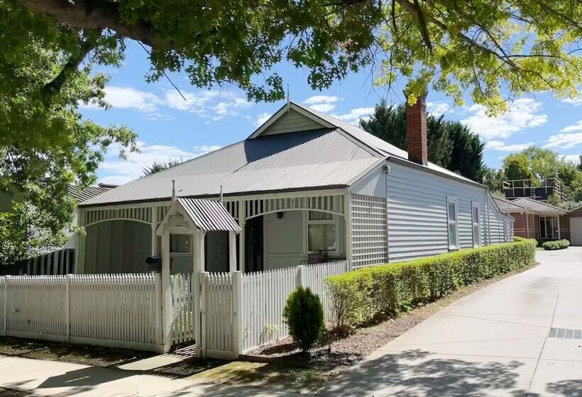 Lucy S Cottage Healesville