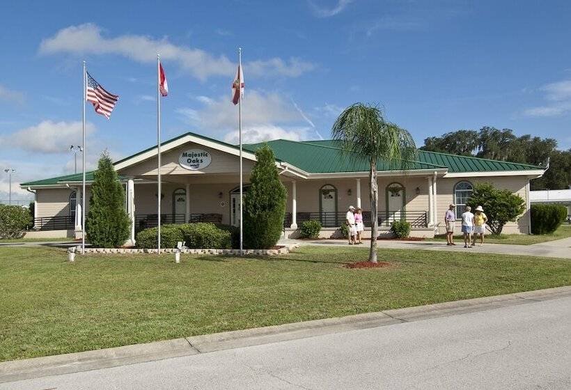 Majestic Oaks Rv Resort