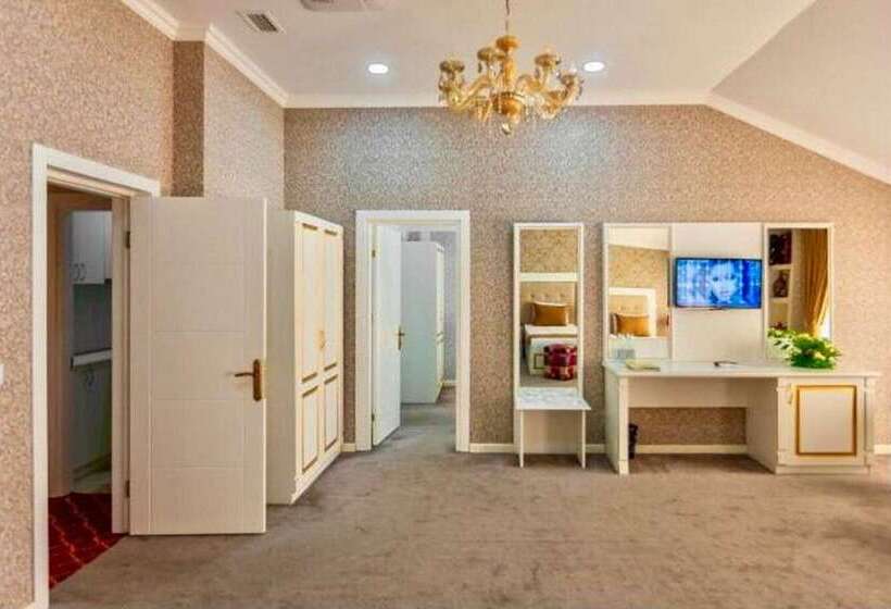 Maris Hotel Baku