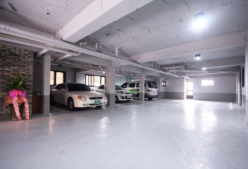 모텔 Busan Sajik Page