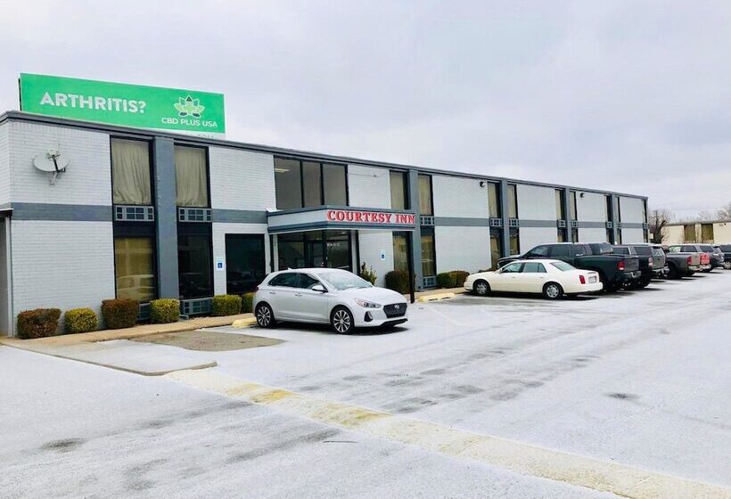 فندق على الطريق Courtesy Inn