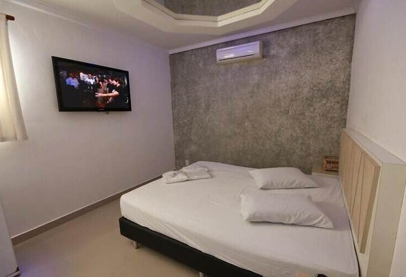 Motel Xanadú   Adults Only