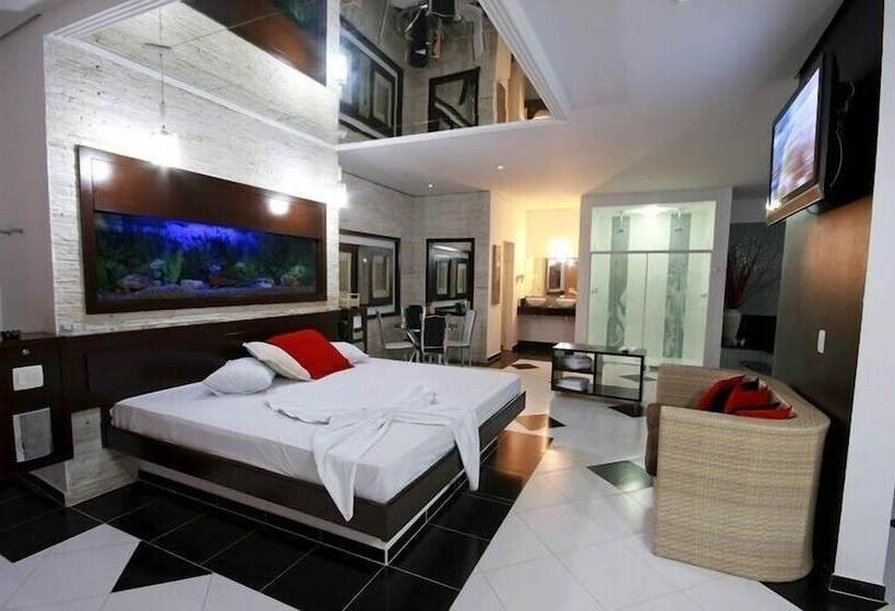 Motel Xanadú   Adults Only