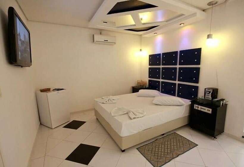 Motel Xanadú   Adults Only