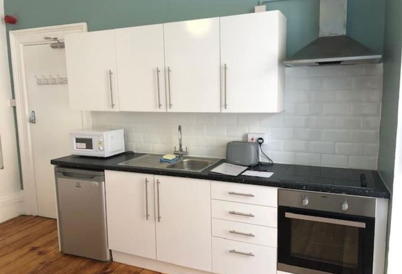 펜션 Westbourne Place Townhouse By Clifton Short Lets