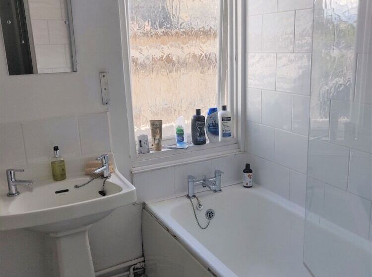 펜션 Westbourne Place Townhouse By Clifton Short Lets