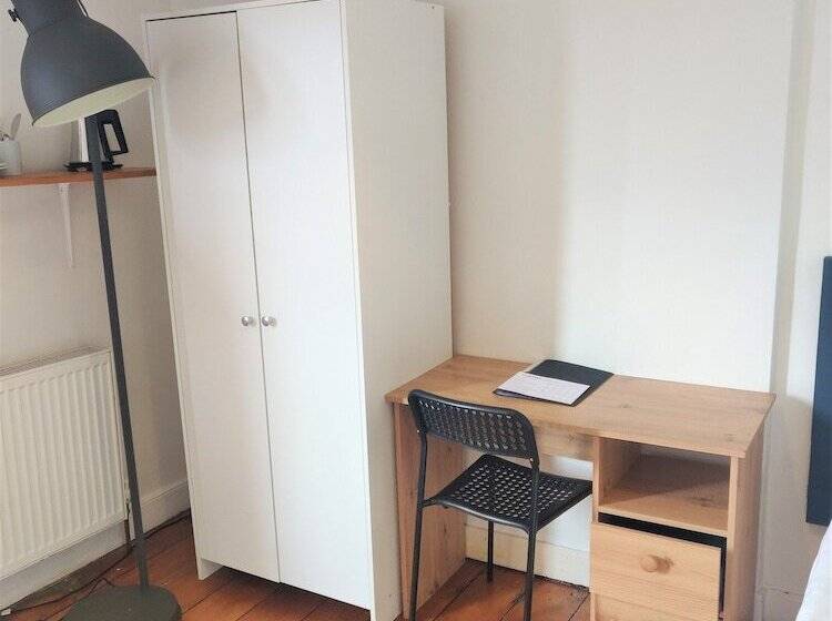 펜션 Westbourne Place Townhouse By Clifton Short Lets