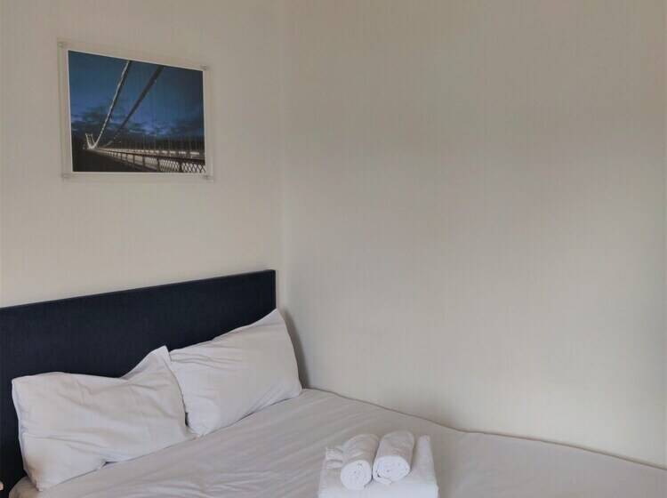 펜션 Westbourne Place Townhouse By Clifton Short Lets