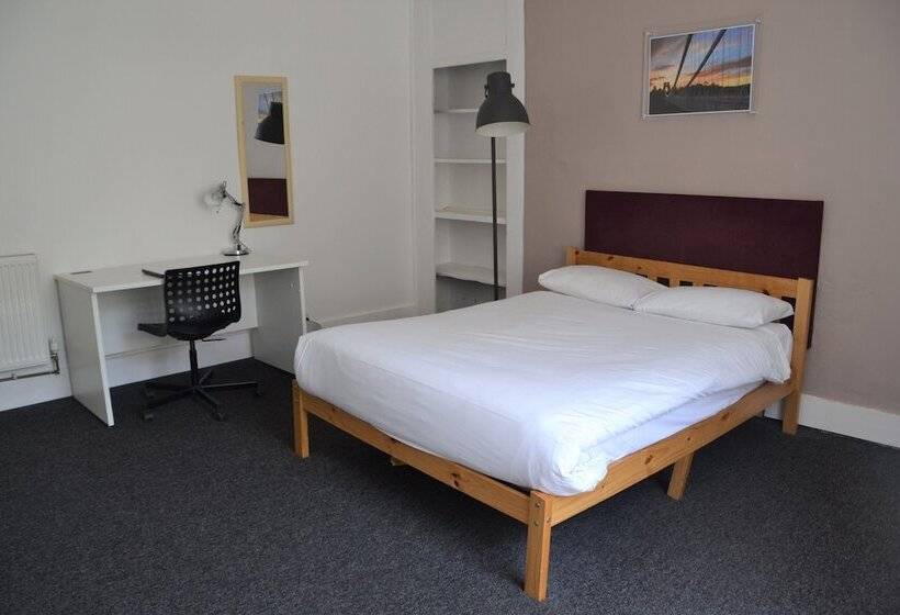 펜션 Westbourne Place Townhouse By Clifton Short Lets