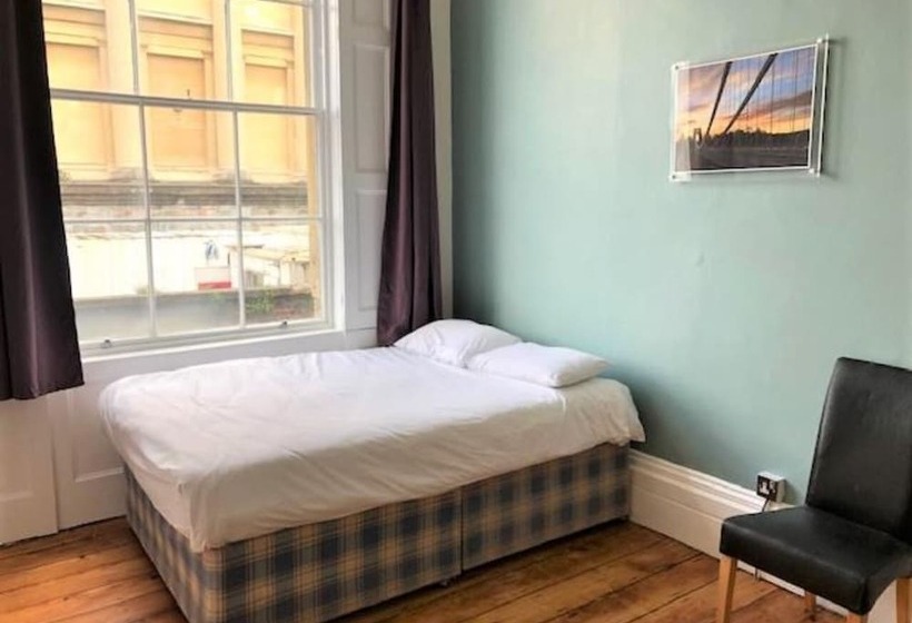 펜션 Westbourne Place Townhouse By Clifton Short Lets