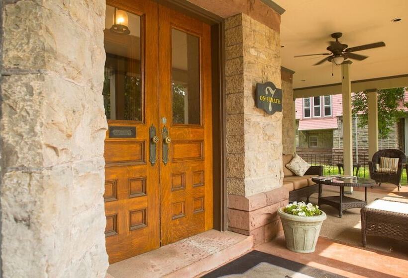 Пансион 7 On Strath