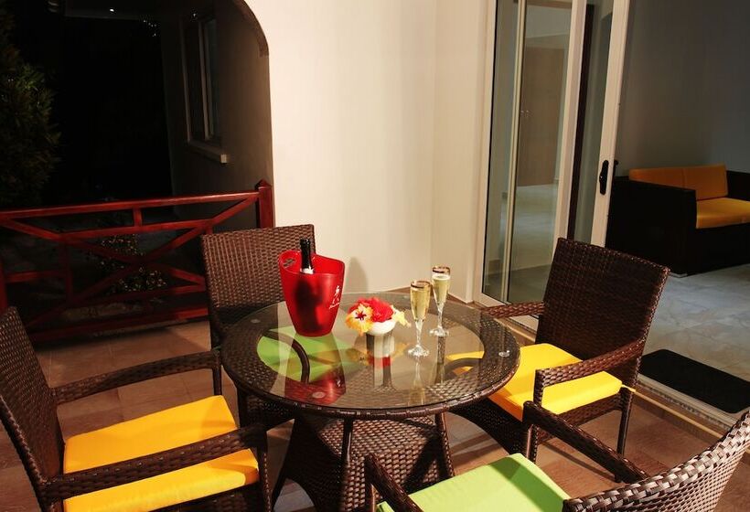 Majatalo Coco Blanche