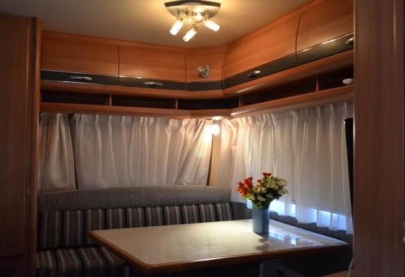 بنسيون Daebudo Caravan Land