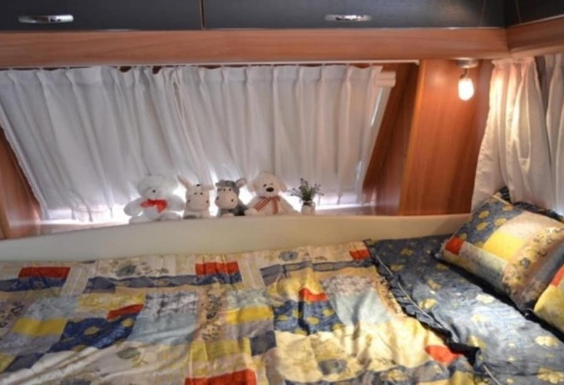 بنسيون Daebudo Caravan Land