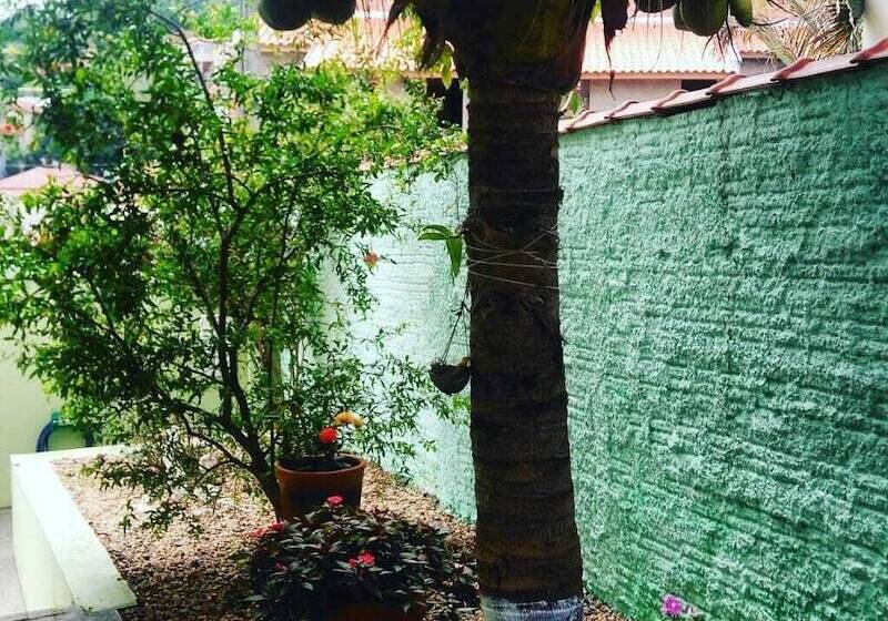 ペンション Doce Lar Residencia