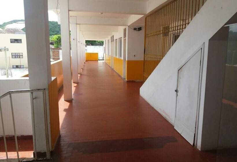 פנסיון Hospedagem Residencial