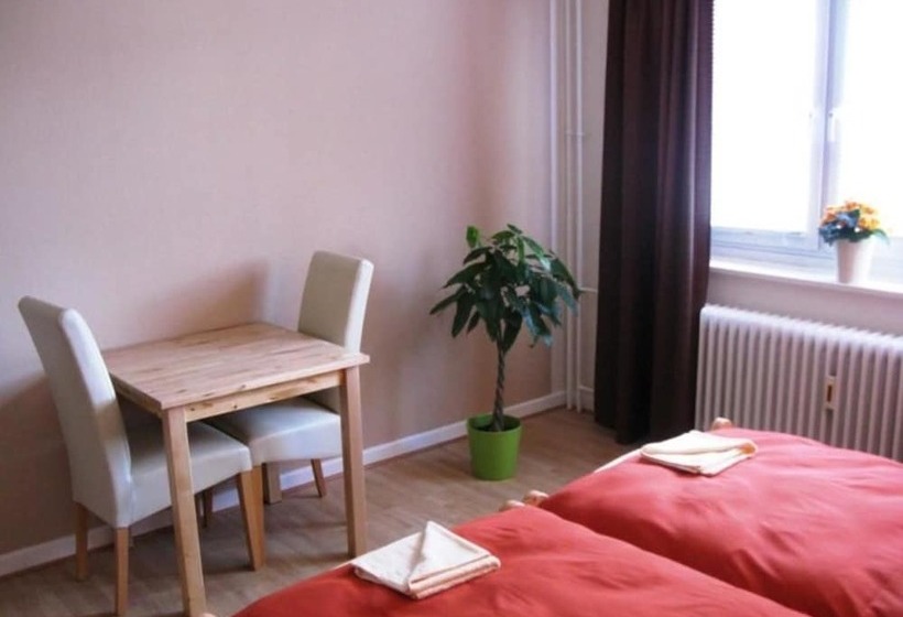 膳宿费 Monteurzimmer Barbaroussis