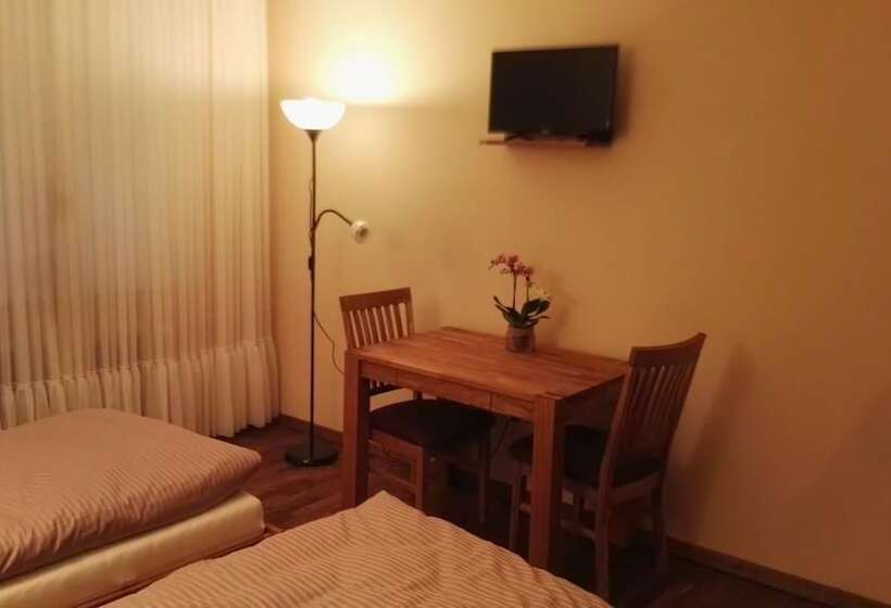 膳宿费 Monteurzimmer Barbaroussis