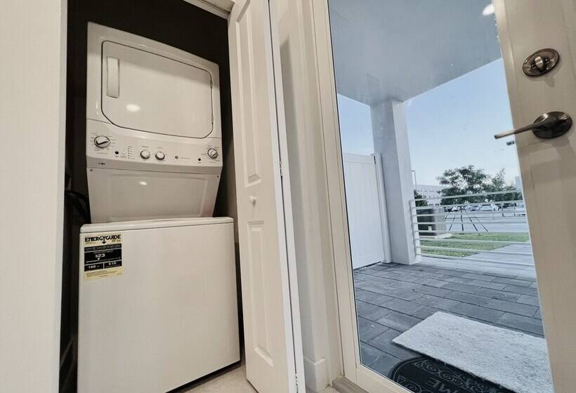 بنسيون Rare Find! New Corner House By Mia Best Of Doral