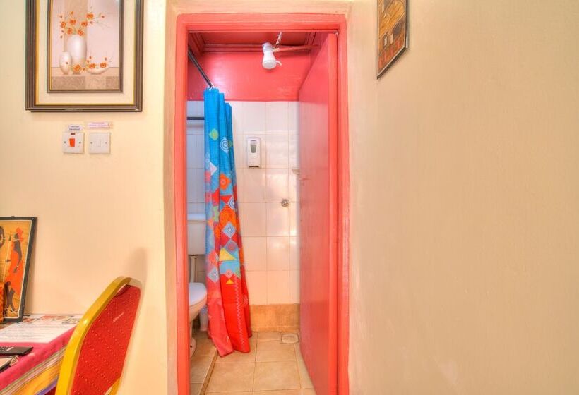 Panzió Red Buffalo House