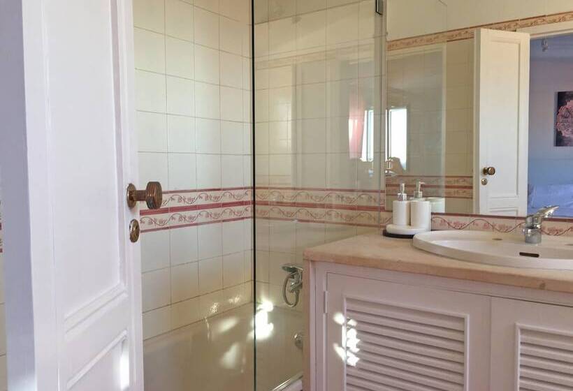 بنسيون Tea & Jazz Guest House Cascais