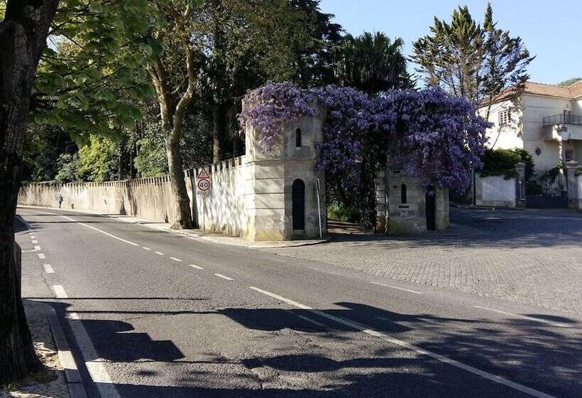 پانسیون The Romantic Suites & Garden Guest House   Adults Only