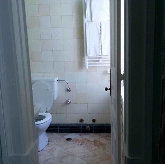 پانسیون The Romantic Suites & Garden Guest House   Adults Only