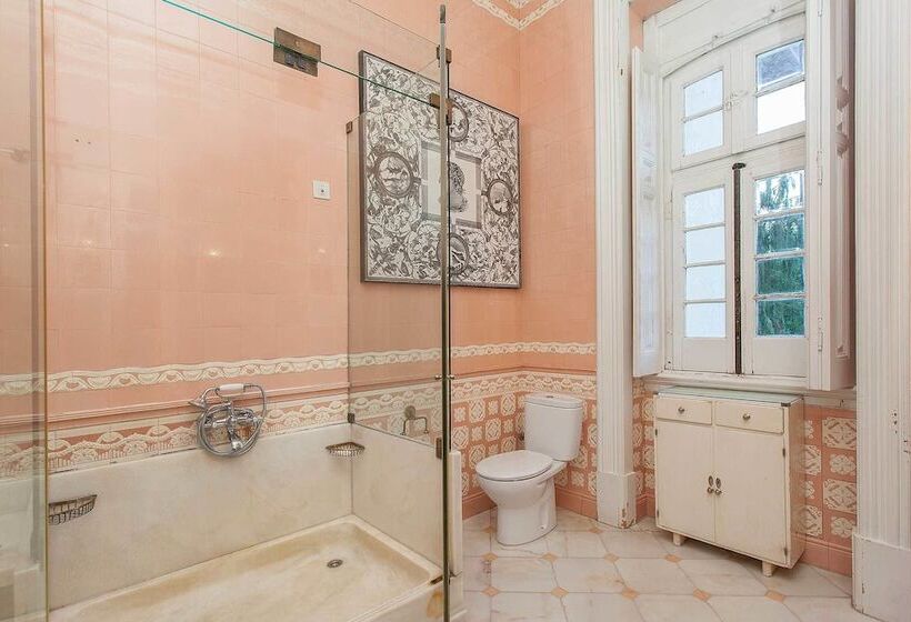 پانسیون The Romantic Suites & Garden Guest House   Adults Only