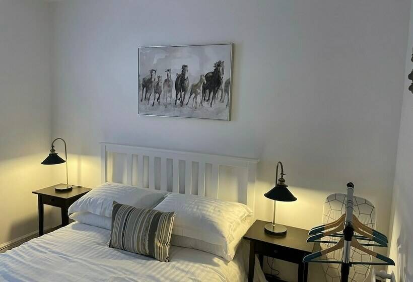 Пансион Citystays Rooms With Free Parking