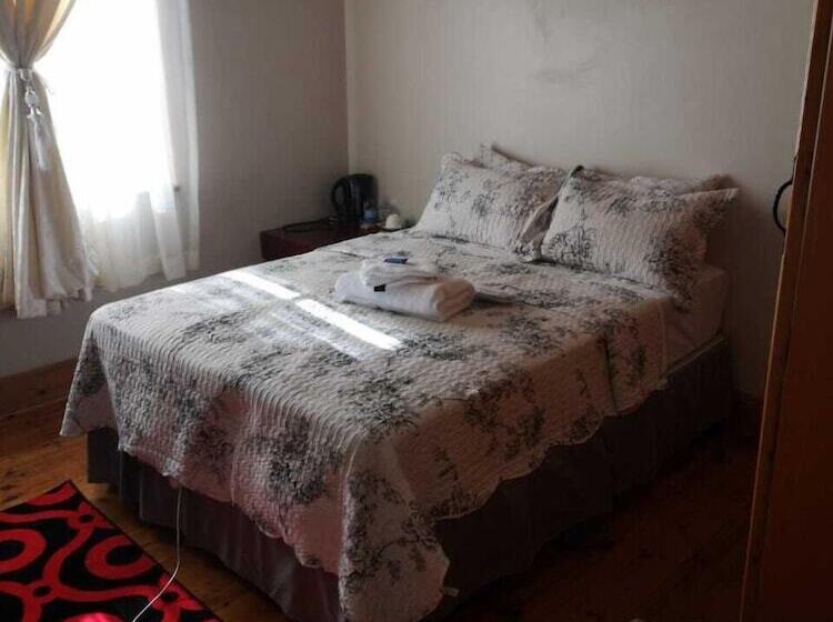 Пансион Ui Elemea Suites