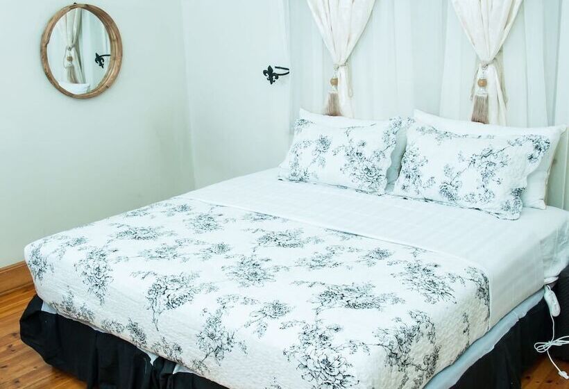 Пансион Ui Elemea Suites