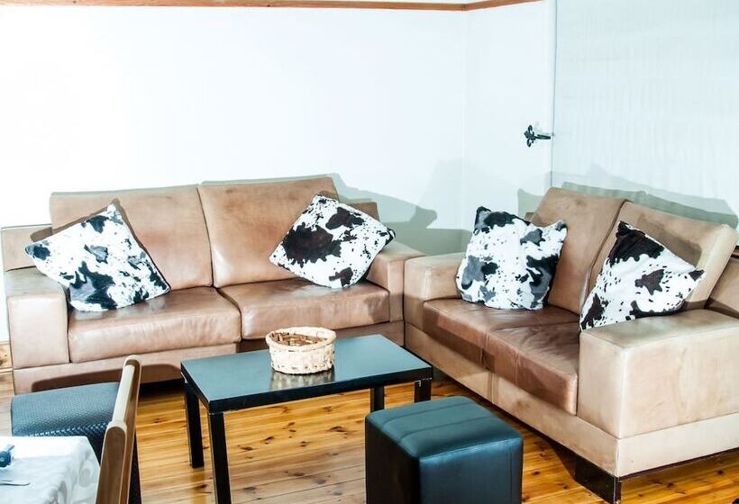 Пансион Ui Elemea Suites