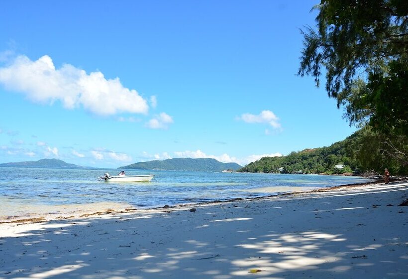 Пансион Villa Anse La Blague