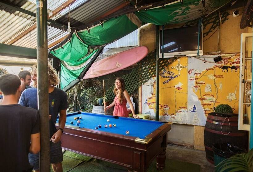 Pirates Backpackers   Hostel