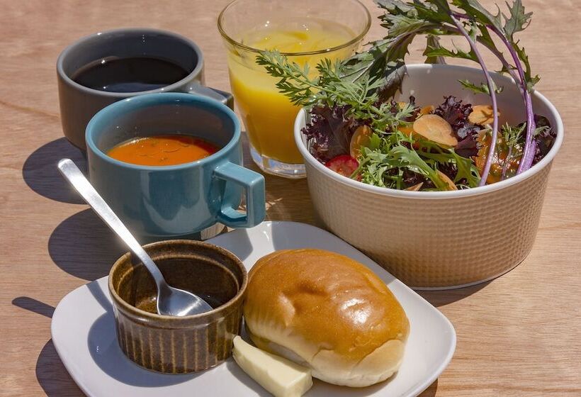 Plat Hostel Keikyu Kamakura Wave