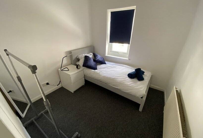 레지던스 Beautiful Modern 3 Bed House In Wallasey Near City