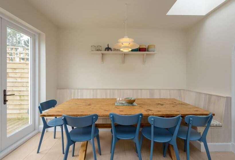 레지던스 Marine House 4 Bedrooms