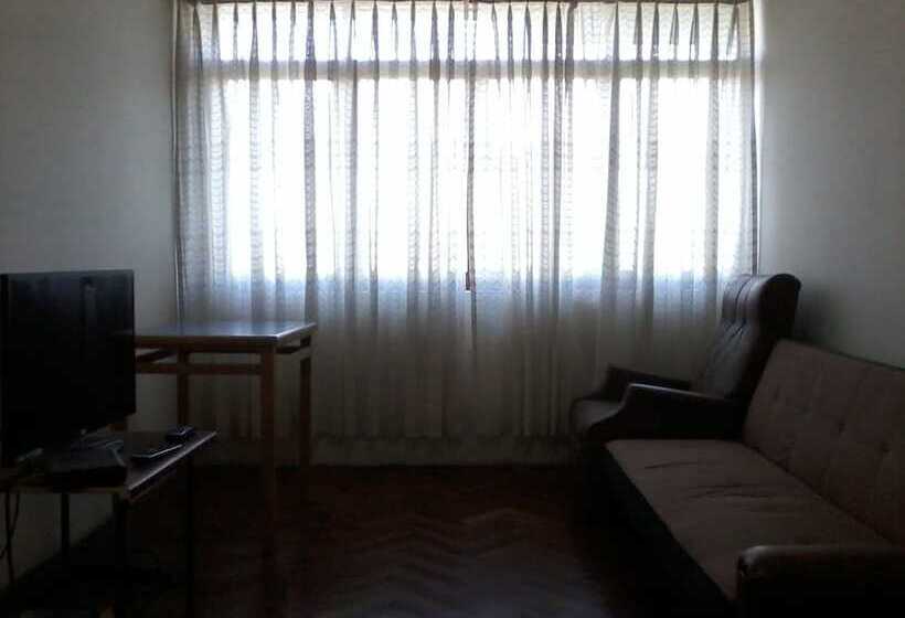 Royal Sweet Dreams Airport B&b