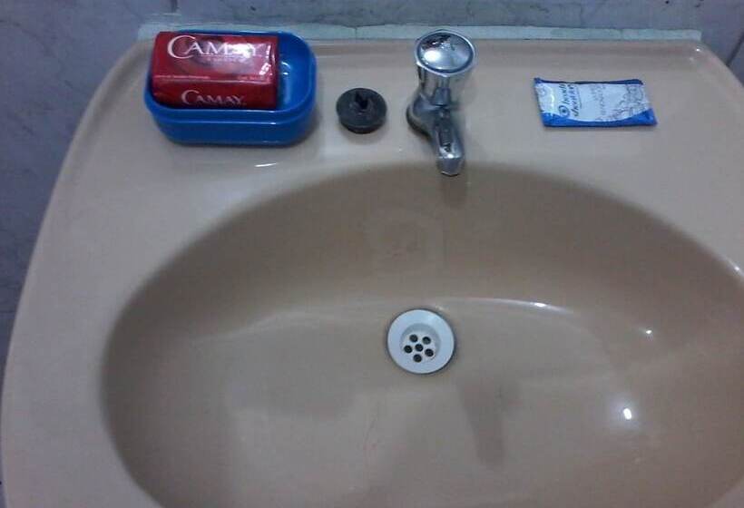 Royal Sweet Dreams Airport B&b