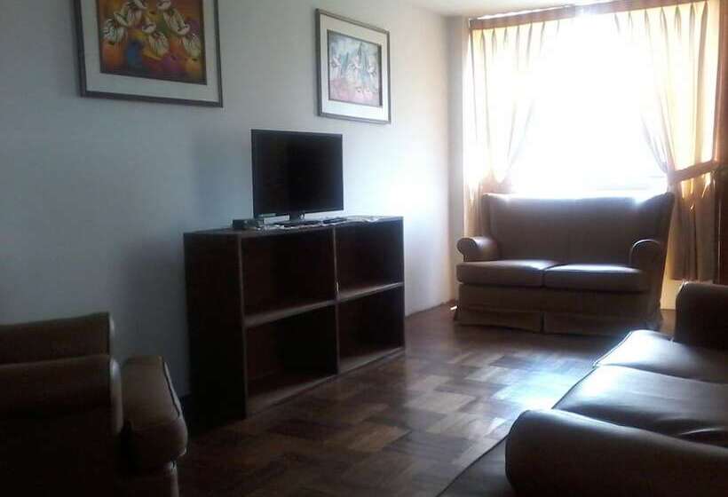 Royal Sweet Dreams Airport B&b