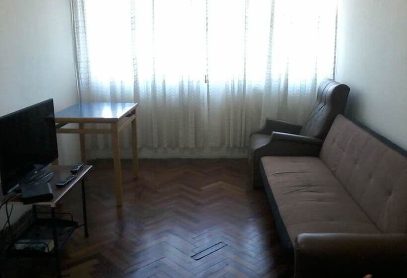 Royal Sweet Dreams Airport B&b