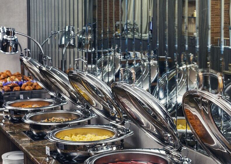 Royal Tulip Hotel & Casino Tbilisi