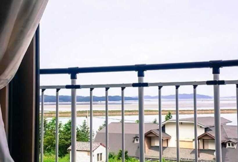 Seokmodo Neulhaerang Pension